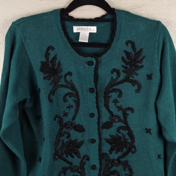 Arriviste Dark Green Embroidered Long Sleeve Button Front Cardigan Sweater - Picture 2 of 10